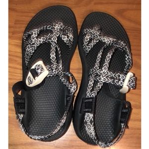 Light Grey and Black CHACOS